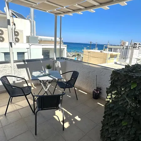 Connie's Sea Side 2b Apartamento *