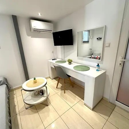 Apartamento Connie's Sea Side 2b Cos