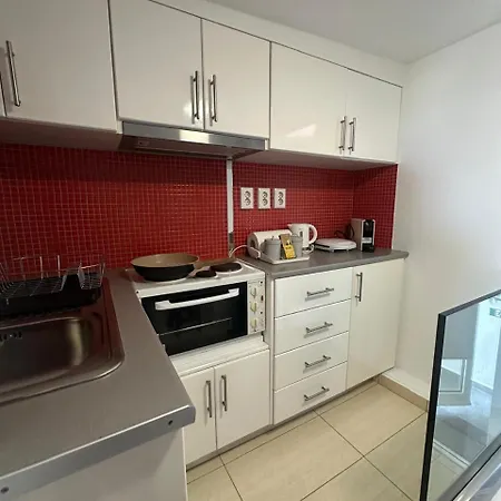 Connie's Sea Side 2b Apartamento Cos